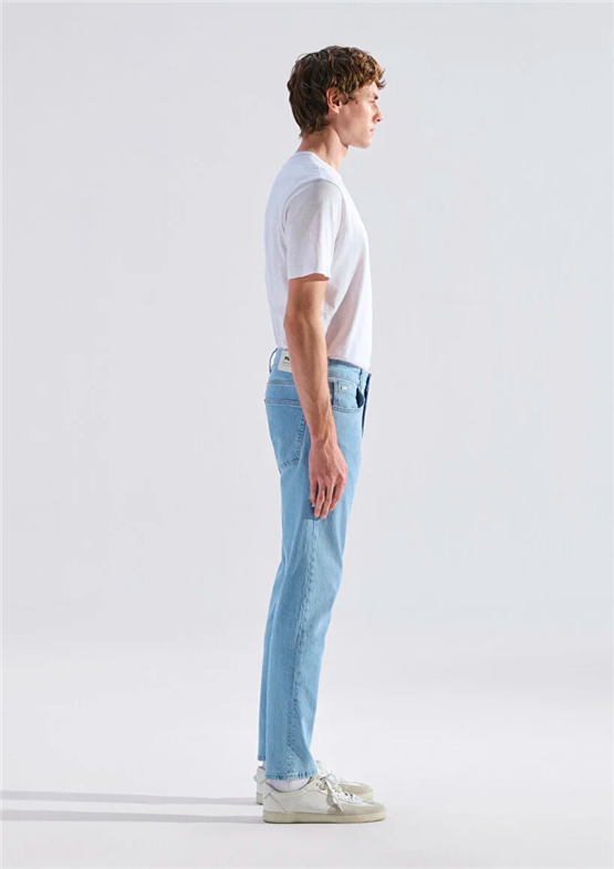 Mavı M0010172-A3259 London Bleach Classıc Comfort Erkek Tapered Denım Pantolon