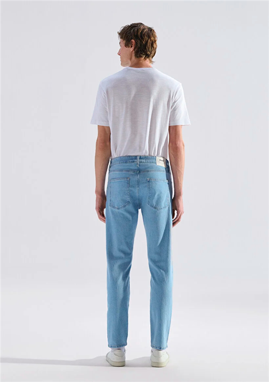 Mavı M0010172-A3259 London Bleach Classıc Comfort Erkek Tapered Denım Pantolon
