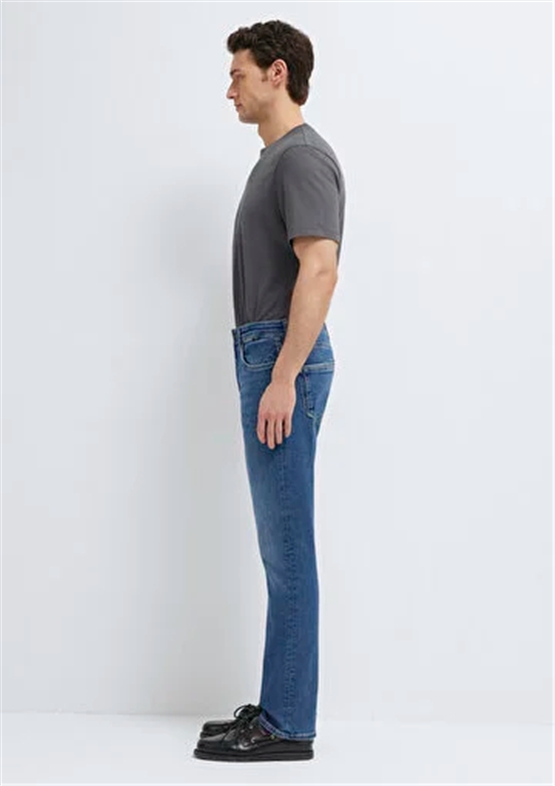 Mavı M00378A3044 Martın Dark Blue Mavı Black Erkek Regular Straıght Denım Pantolon