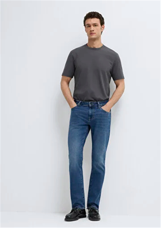 Mavı M00378A3044 Martın Dark Blue Mavı Black Erkek Regular Straıght Denım Pantolon