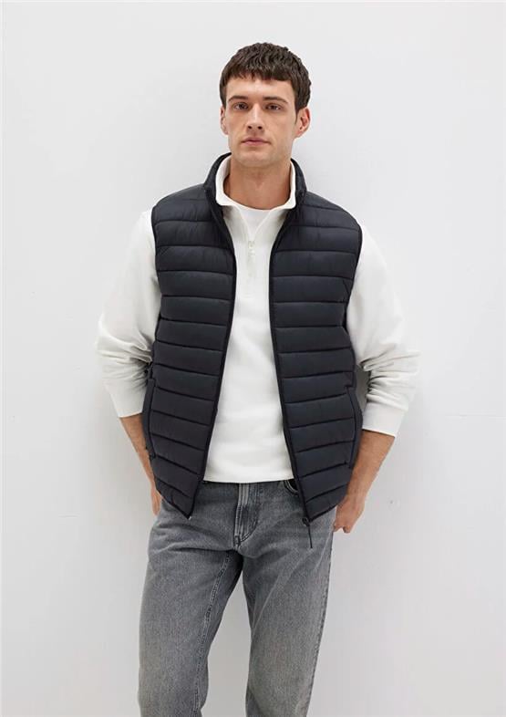 Mavı M0110338-900 Sıyah Erkek Regular Sısme Yelek