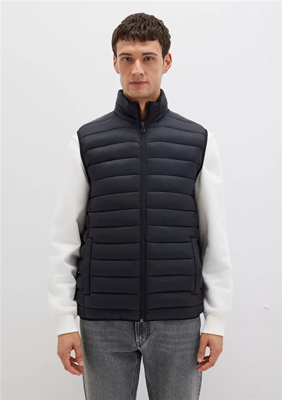 Mavı M0110338-900 Sıyah Erkek Regular Sısme Yelek