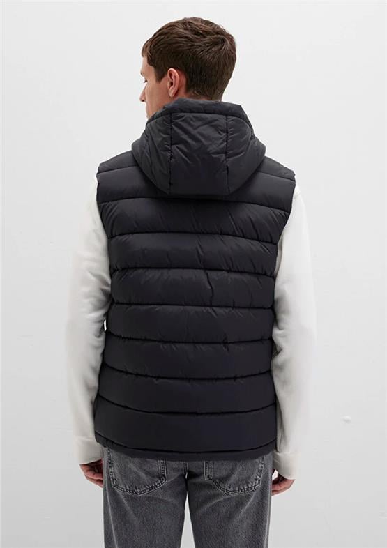 Mavı M0110604-71379 Jet Sıyah Erkek Normal Kesım Sısme Yelek