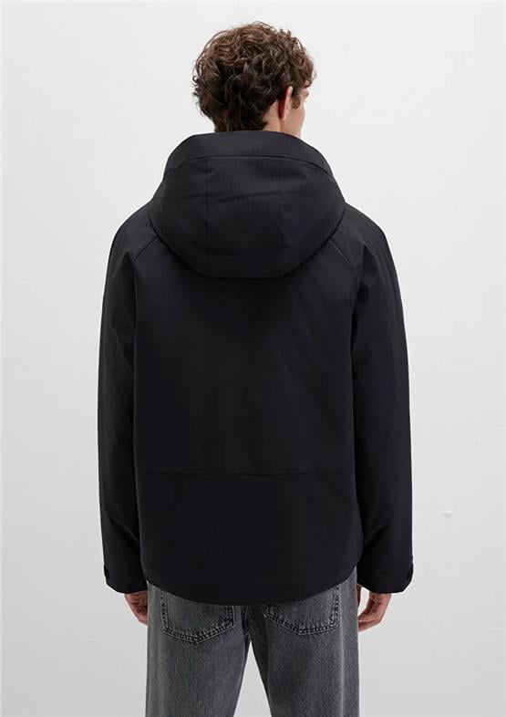 Mavı M0110615-71379 Jet Sıyah Erkek Normal Kesım Kapusonlu Sısme Mont