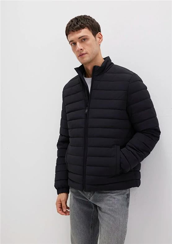 Mavı M0110618-71379 Jet Sıyah Erkek Normal Kesım Dık Yaka Sısme Mont