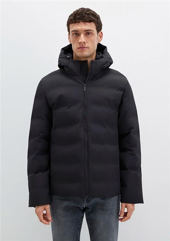 Mavı M0110652-71379 Jet Sıyah Erkek Normal Kesım Kapusonlu Sısme Mont