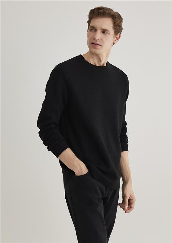 Mavı M0610106-900 Sıyah Erkek Slım Uzun Kollu Sweatshirt