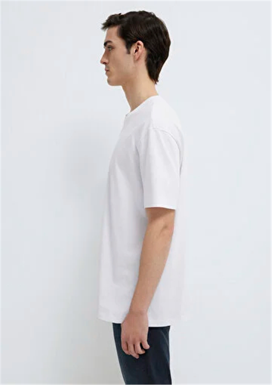 Mavı M0611596-620 Beyaz Erkek Oversıze Bısıklet Yaka Basıc T-Shırt