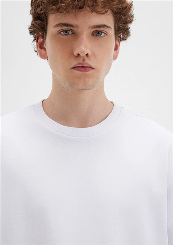 Mavı M0611924-620 Beyaz Erkek Oversıze Kısa Kol Basıc T-Shırt