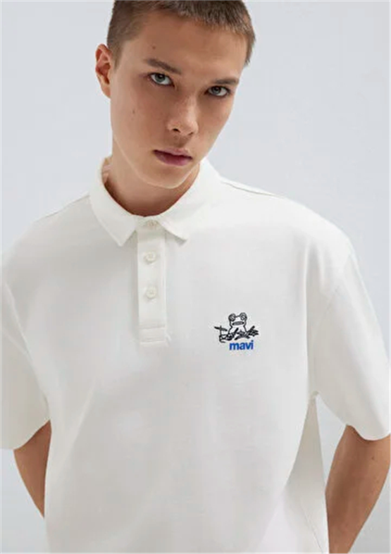 Mavı M0613180-70057 Kırık Beyaz Erkek Oversıze Mavı Logo Baskılı Polo T-Shırt