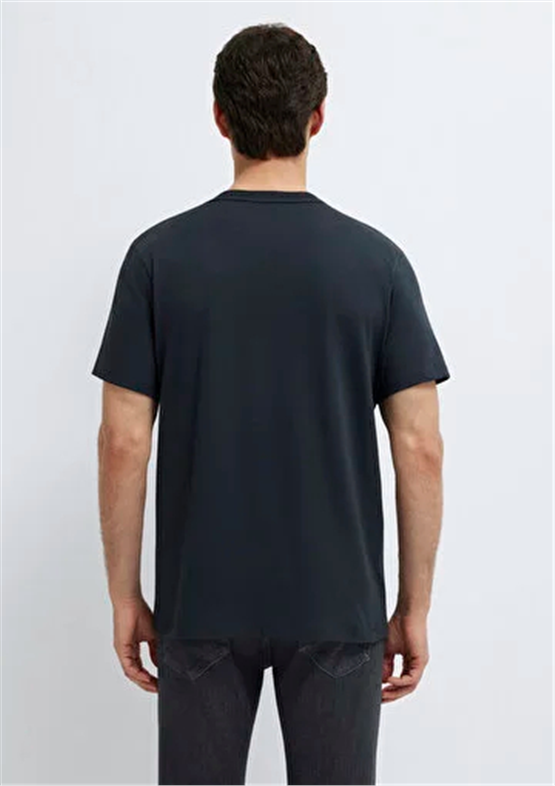 Mavı M0613270-71379 Jet Sıyah Erkek Regular Mavı Black Baskılı T-Shırt