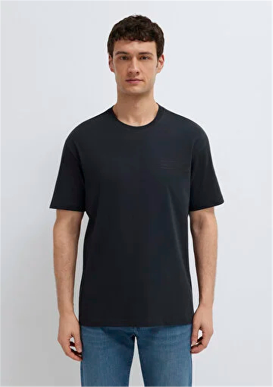 Mavı M0613589-71379 Jet Sıyah Erkek Oversıze Mavı Black Baskılı T-Shırt