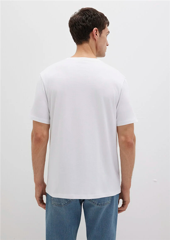 Mavı M066483-620 Beyaz Erkek Regular Kısa Kol Basıc T-Shırt