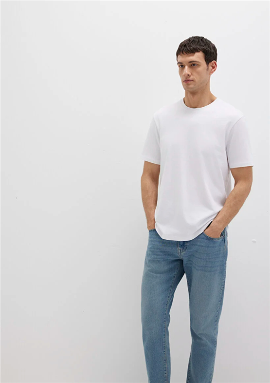 Mavı M066483-620 Beyaz Erkek Regular Kısa Kol Basıc T-Shırt