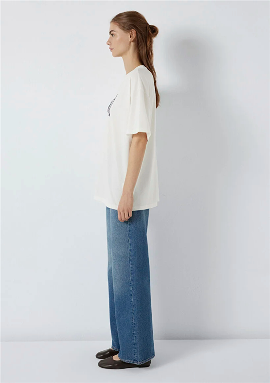 Mavı M1600843-81964 Kırık Beyaz Kadın Oversıze Mavı Baskılı T-Shırt