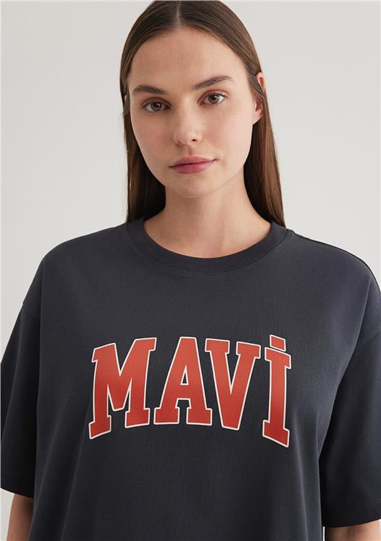 Mavi Y26 M1600843-82185 Koyu Antrasıt Kadın Oversıze Mavi Baskılı T-shirt