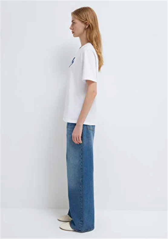 Mavi Y26 M1612421-620 Beyaz Kadın Regular Mavi Jeans Baskılı T-shirt