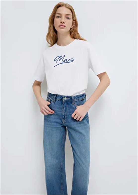 Mavi Y26 M1612421-620 Beyaz Kadın Regular Mavi Jeans Baskılı T-shirt