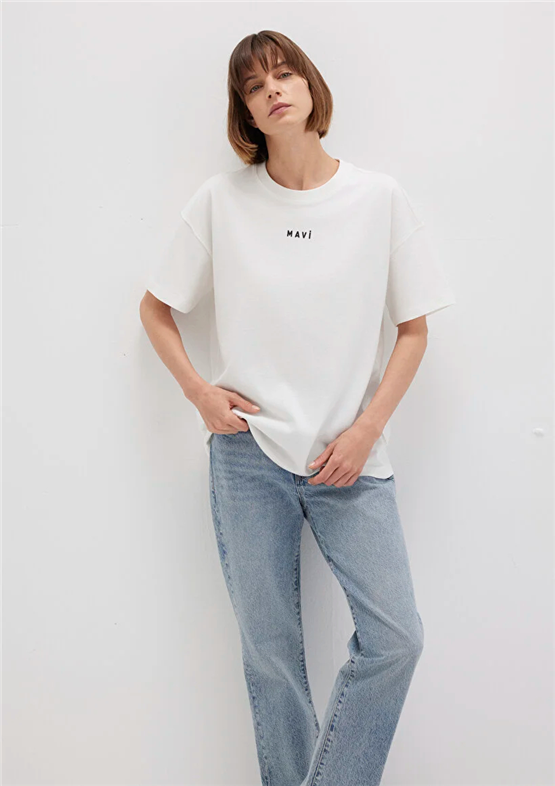 Mavi Y26 M1612518-70057 Kırık Beyaz Kadın Oversıze Mavi Baskılı T-shirt
