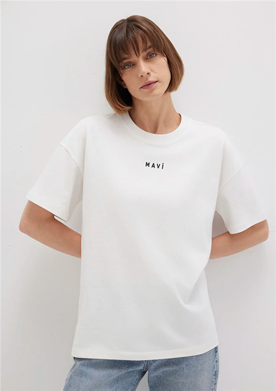 Mavi Y26 M1612518-70057 Kırık Beyaz Kadın Oversıze Mavi Baskılı T-shirt