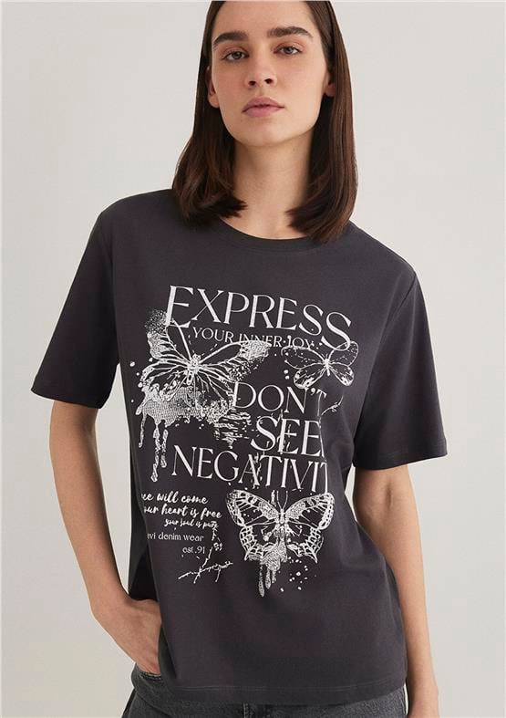 Mavı M1612978-86952 Komur Kadın Regular Slogan Baskılı Grafık T-Shırt