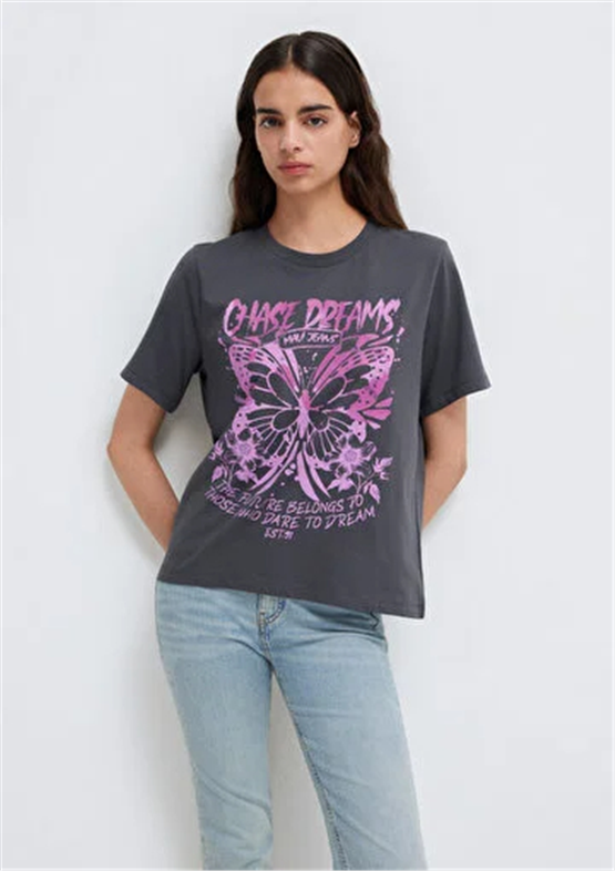 Mavi Y26 M1613720-83620 Gri İnce Çizgili Kadın Regular Kelebek Baskılı T-shirt