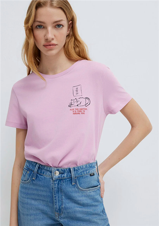 Mavi Y26 M1613722-71039 Mauve Mıst Kadın Regular Kedi Baskılı T-shirt