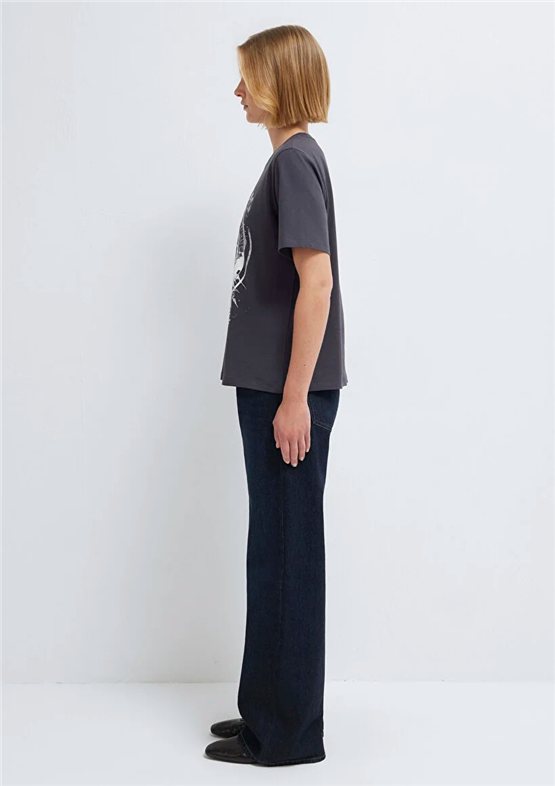 Mavi Y26 M1613742-70087 Komur Kadın Regular Astrolojı Baskılı T-shirt