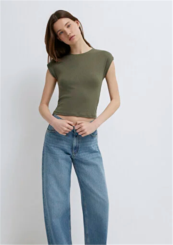 Mavı M1613809-71546 Soluk Hakı Kadın Slım Kısa Kollu Basıc T-Shırt