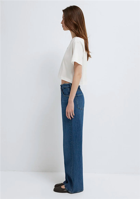 Mavi Y26 M1614091-70057 Kırık Beyaz Kadın Crop Mıav Baskılı T-shirt