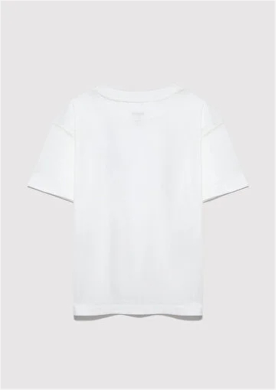 Mavı M7610386-70057 Kırık Beyaz Kız Cocuk Oversıze Mavı Jenerık Logo Baskılı T-Shırt