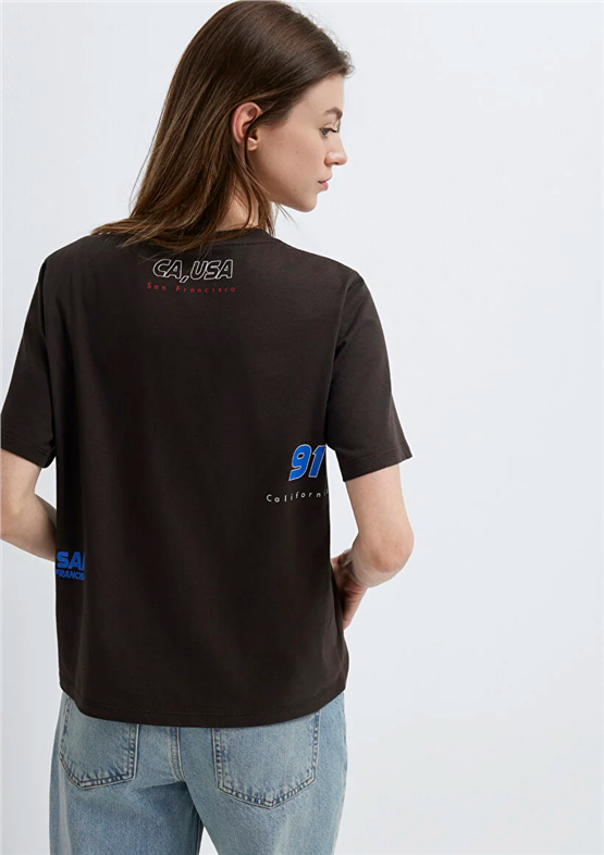 Mavi Y26 M1613736-70236 Kahve Cekırdegı Kadın Regular San Francısco Baskılı T-shirt