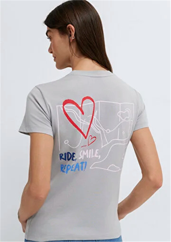 Mavi Y26 M1613860-70075 Açık Gri Kadın Slim Bisiklet Baskılı T-shirt