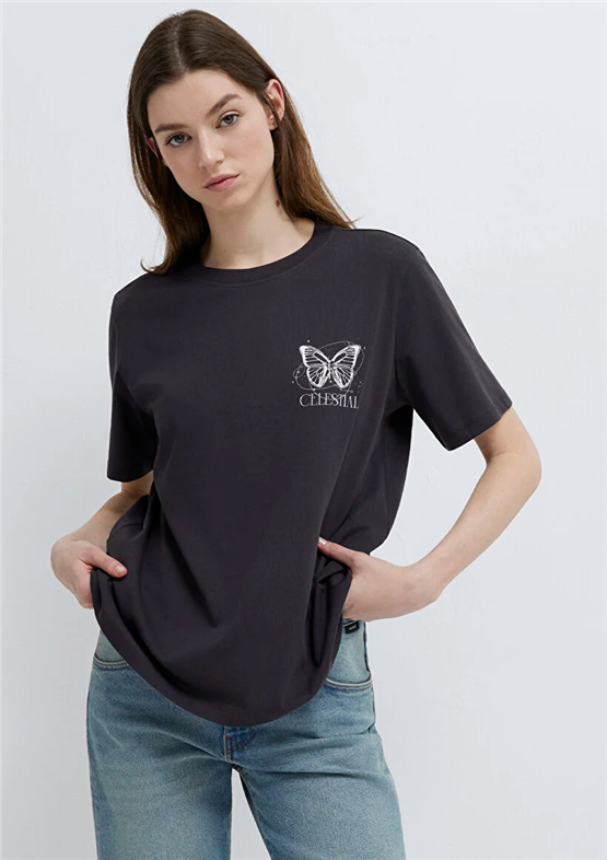 Mavi Y26 M1613871-70087 Komur Kadın Regular Kelebek Baskılı T-shirt
