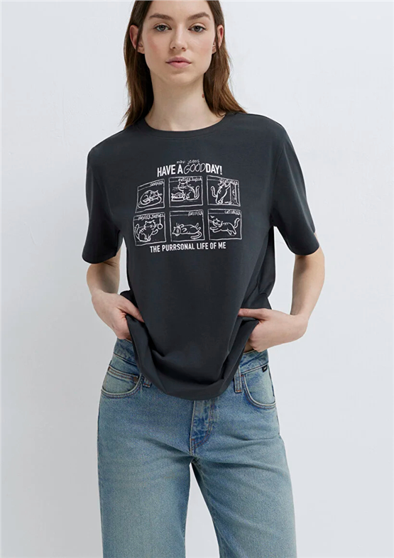 Mavi Y26 M1613876-83620 Gri İnce Çizgili Kadın Regular Kedi Baskılı T-shirt