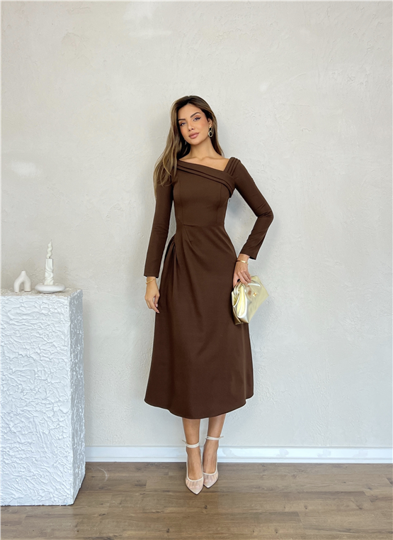 Nesil Y26 Eu3144 Kahve Kadın Asimetrik Yaka Uzun Kollu Elbise S-Xl
