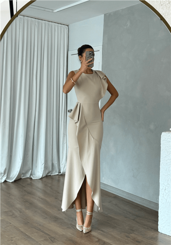 Nesil Y26 Eu3151 Bej Kadın Volanlı Asimetrik Elbise S-Xl