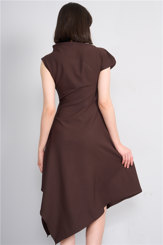 Nesil Y26 Eu3169 Kahve Kadın Asimetrik Yaka Midi Boy Elbise S-Xl