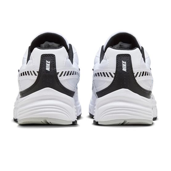 Nıke 394055 Inıtıator 100 Whıte/Black Mrd Yuruyus Ayakkabısı