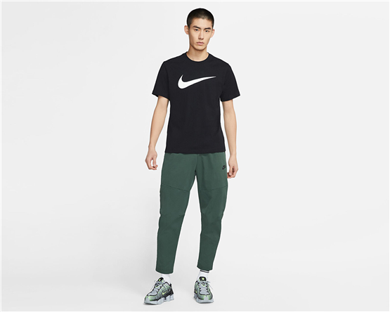 Nıke Dc5094 Sportswear Swoosh T-Shırt 010 Black/Whıte Erkek T-Shırt