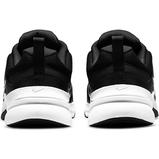 Nıke Dj1196 Defyallday 002 Black/Black-Whıte Mrd Yuruyus Ayakkabısı