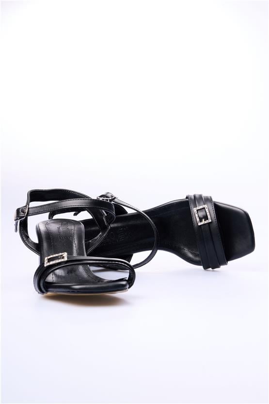 Oflaz 1143 Y132 Siyah Cilt Kadın Klasik Ayakkabı