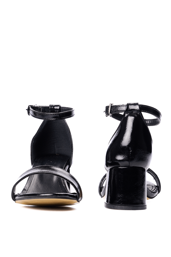 Oflaz 1284Y 700 Sıyah Yankı Bayan Klasık Ayakkabı