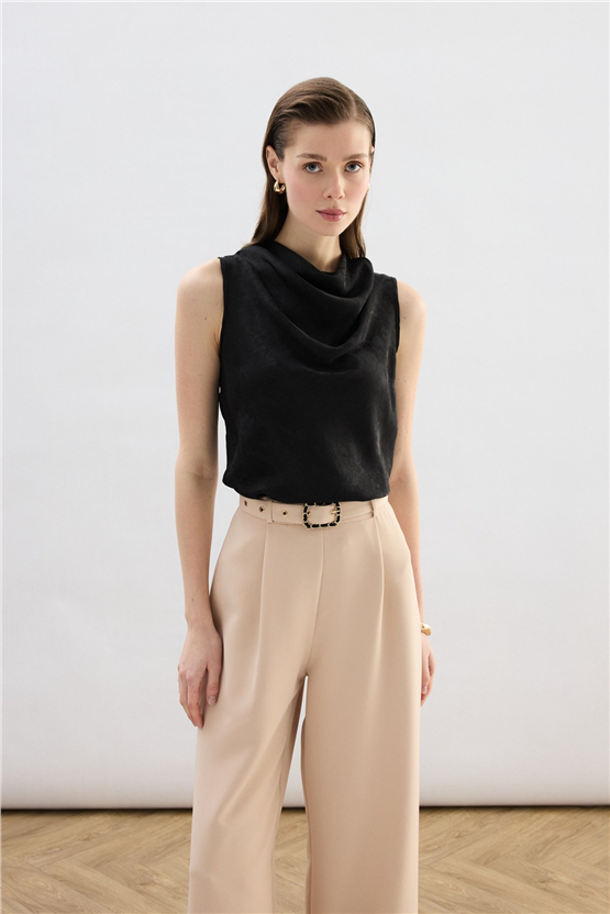 Sateen Y26 1969-1251 Degaje Yaka Jakarlı Bluz Siyah