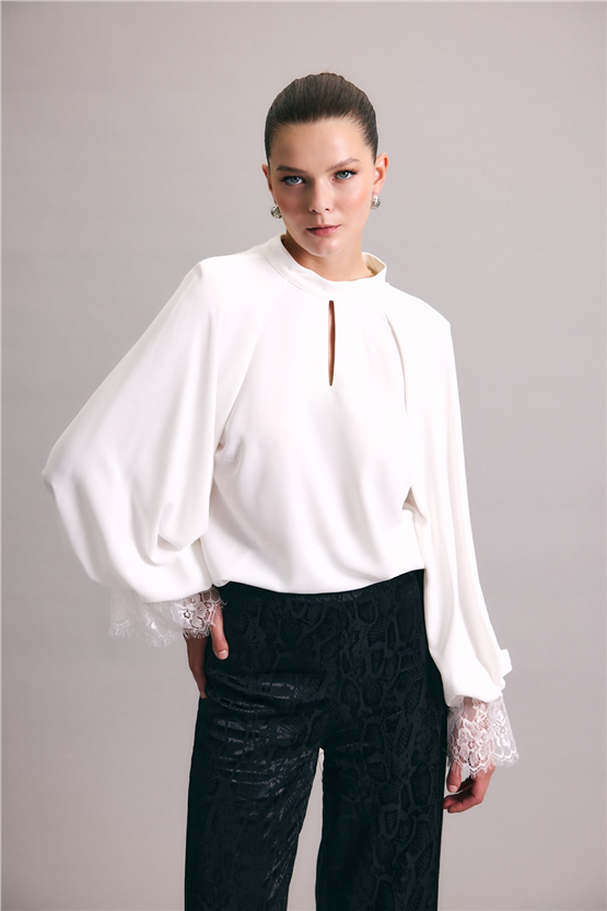 Sateen Y26 2116-1255 Dantel Detaylı Uzun Kollu Bluz Ekru Kadın