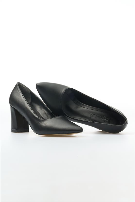 White Line 15-1349 Cilt Siyah Kadın Klasik Ayakkabı