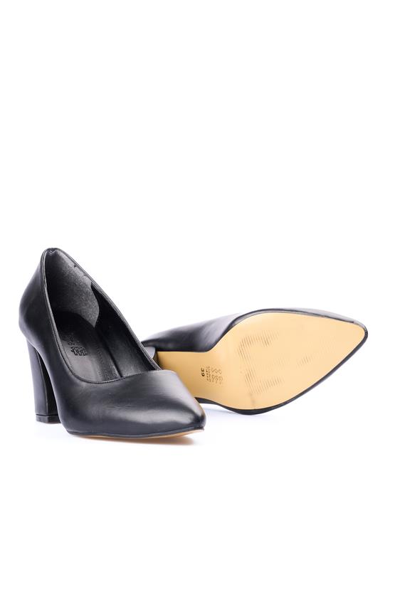 White Line 302 Siyah Kadın Klasik Ayakkabı