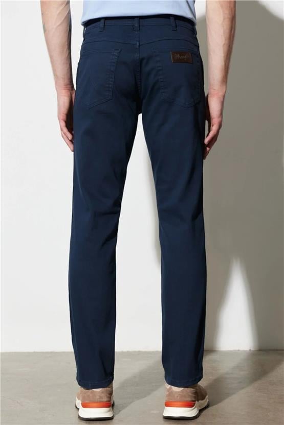 Wrangler W12S004410 Lacivert Erkek Texas Slim Pantolon