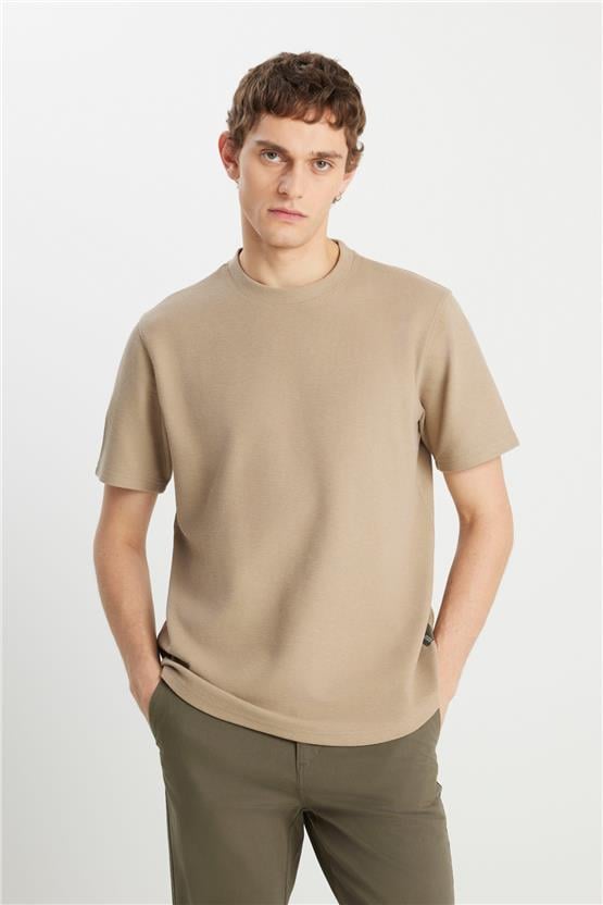 Wrangler W2510718 614 Beıge Erkek Relaxed Fıt Dokulu Basıc T-Shırt