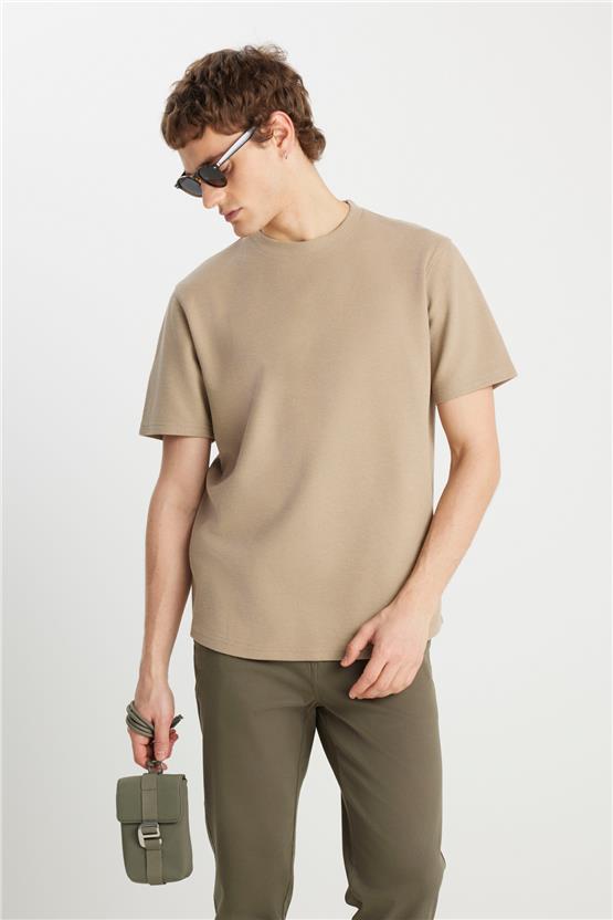 Wrangler W2510718 614 Beıge Erkek Relaxed Fıt Dokulu Basıc T-Shırt